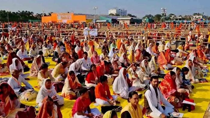 ব্রিগেডে গীতাপাঠ।-ফাইল ছবি