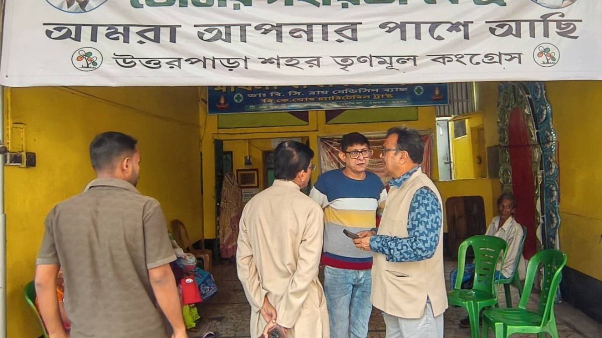 'সারাক্ষণ সজাগ আছি', SIR আবহে নিজের বিধানসভায় বিধায়ক কাঞ্চন, সঙ্গে অরূপও