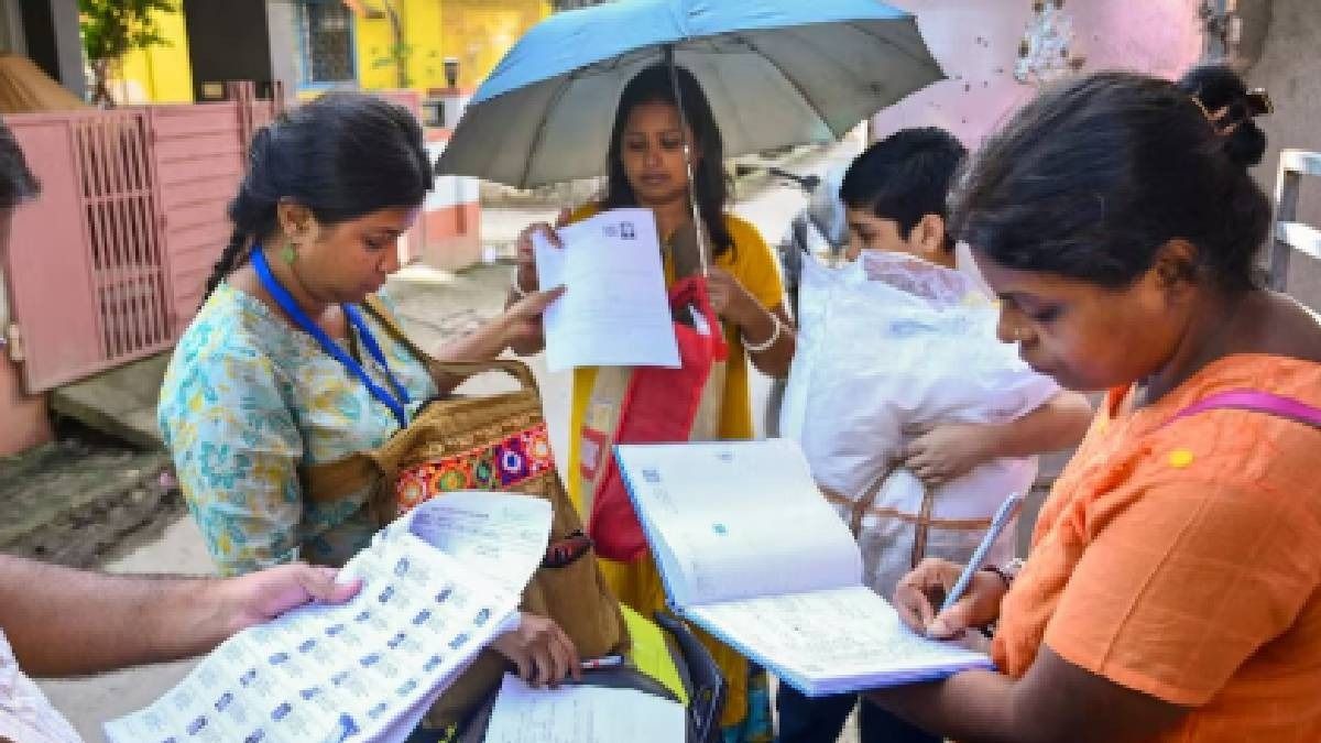 বর্ধিত সম্মানিক পাচ্ছেন না বাংলার BLO-রা,  কমিশনের তোপে নবান্ন