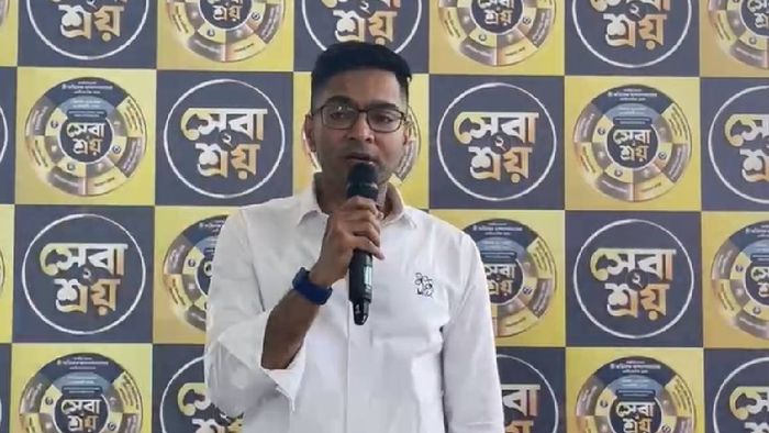 মোদীকে নিশানা অভিষেকের