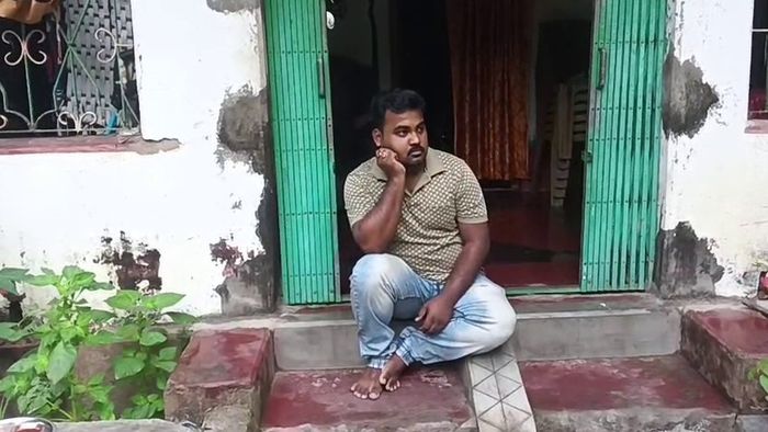 একই এপিক নম্বরে দুই জায়গায়