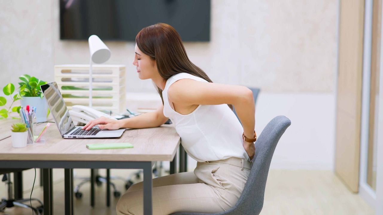 অগ্ন্যাশয় ক্যানসারের বড় লক্ষণ পিঠব্যথা, কখন সতর্ক হবেন জানুন