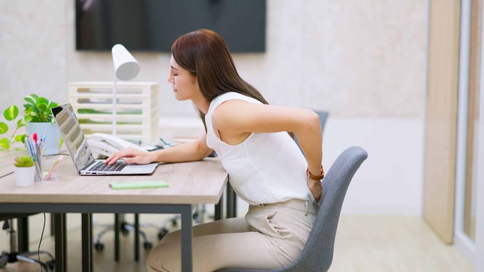 অগ্ন্যাশয় ক্যানসারের বড় লক্ষণ পিঠব্যথা, কখন সতর্ক হবেন জানুন অগ্ন্যাশয় ক্যানসারের বড় লক্ষণ পিঠব্যথা, কখন সতর্ক হবেন জানুন