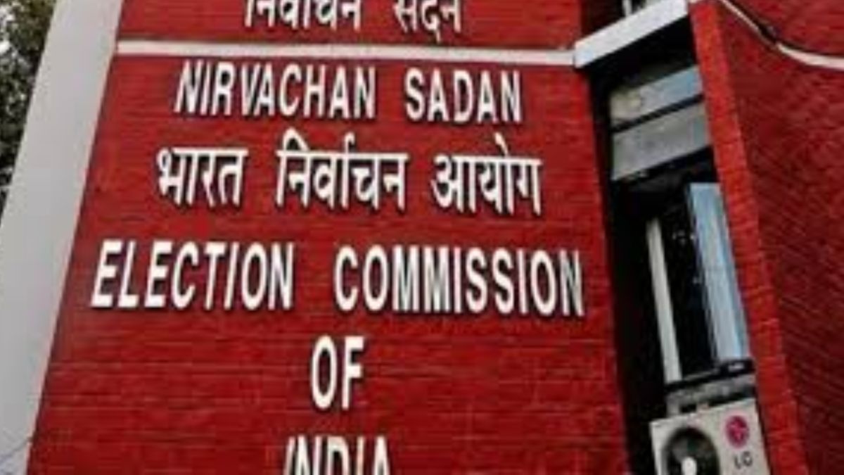 বাংলার SIR নিয়ে আরও সতর্ক EC, খসড়া তালিকার আগেই রাজ্যে ৫ স্পেশাল অবজার্ভার