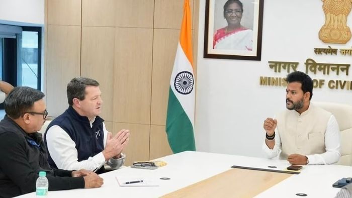 কেন্দ্রীয় মন্ত্রীর সঙ্গে ইন্ডিগোর বৈঠক