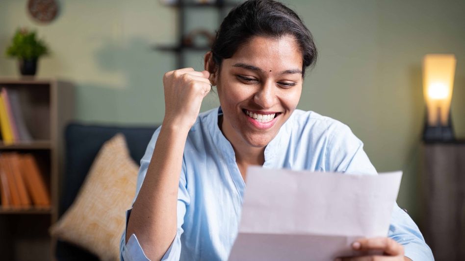 মাসে ২০ হাজার টাকা আয়, শুধুমাত্র মেয়েদের জন্য মোদী সরকারের স্কিম, আবেদন কীভাবে? মাসে ২০ হাজার টাকা আয়, শুধুমাত্র মেয়েদের জন্য মোদী সরকারের স্কিম, আবেদন কীভাবে?