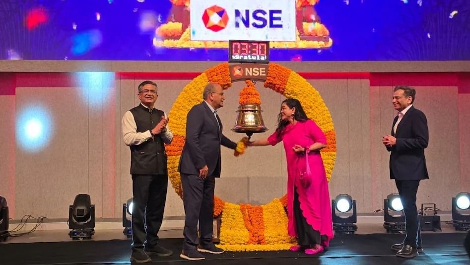 ইন্ডিয়া টুডে-র ৫০ বছর উপলক্ষে NSE-তে সেরিমনিয়াল বেল রিঙ্গিং, 'নতুন অধ্যায়ের সূচনা' বললেন অরুণ পুরী
