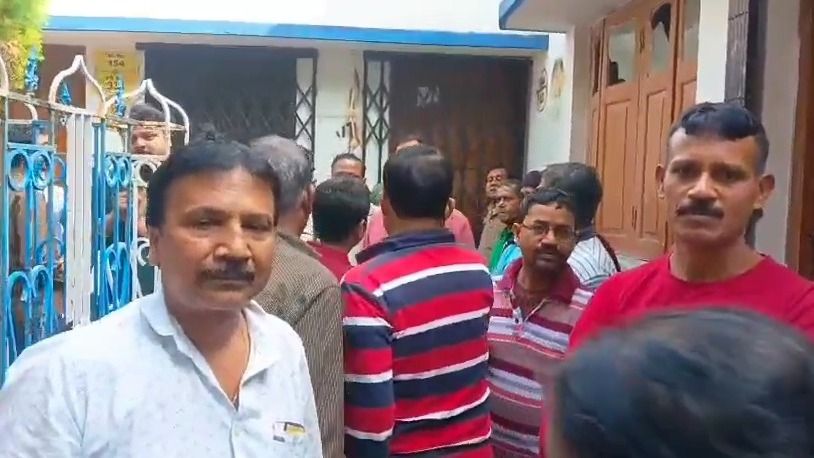 ঠাকুরপুকুরে পুকুর নিয়ে কাউন্সিলর–ব্যবসায়ী সংঘাত, TMC গোষ্ঠীকোন্দলের অভিযোগ