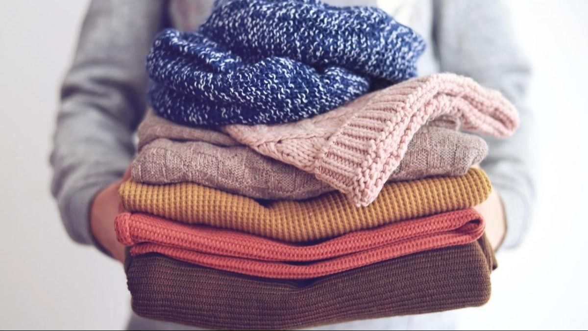 উলের পোশাক কাচলেই রোঁয়া উঠছে? এই ৩ উপায়েই হবে মুশকিল আসান