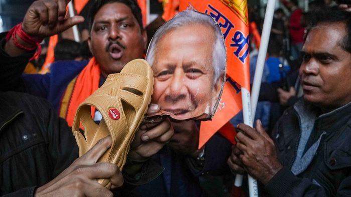 দিল্লিতে বাংলাদেশ হাই কমিশনের সামনে বিক্ষোভ