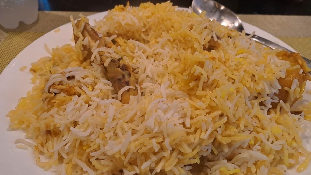  বিরিয়ানিতে এত নুন কেন? রাগে বউকে দেওয়ালে মাথা ঠুকে ঠুকে মেরে দিল স্বামী