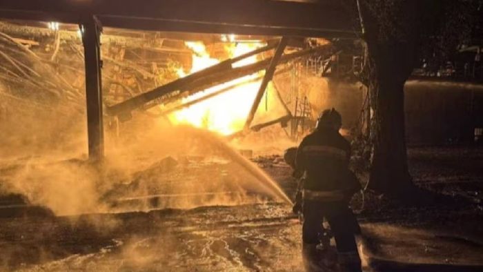 রাশিয়া আক্রমণ করল ইউক্রেনে