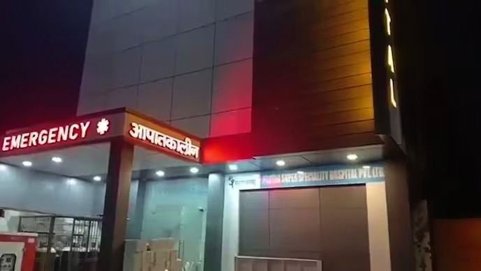 মধ্যরাতে লিফ্ট দিয়ে চলন্ত ভ্যানে ঘণ্টার পর ঘণ্টা ধর্ষণ, তারপর ফেলে দেওয়া হল তরুণীকে