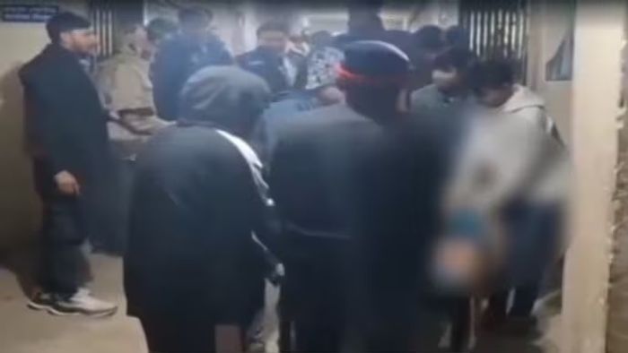 জখম হওয়ার পর হাসপাতালে হিন্দু যুবক