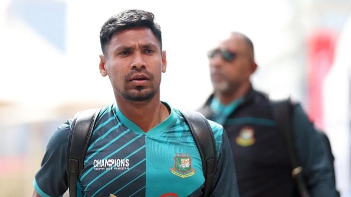 আইপিএলের মিনি-নিলামে মুস্তাফিজুর রহমানকে ৯.২০ কোটি টাকায় কিনেছে কেকেআর।(ছবি: ২০২৫ আইসিসি)