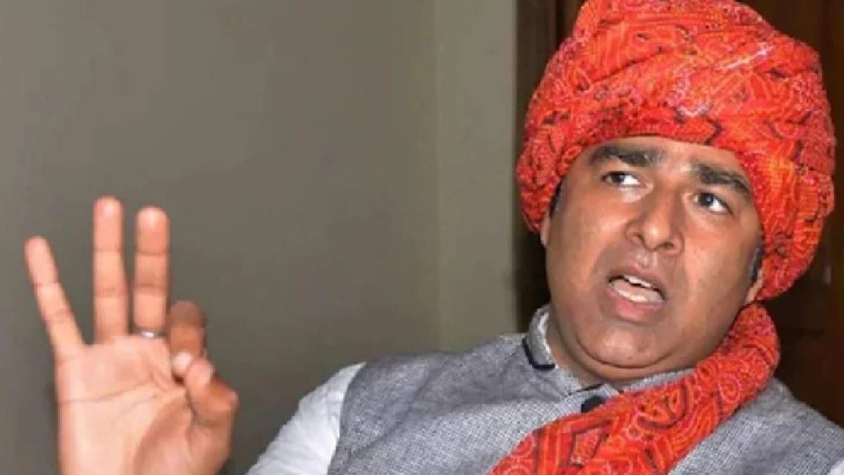 মুস্তাফিজুর ইস্যুতে বাংলাদেশ থেকে হুমকি পেলেন BJP-র সঙ্গীত, শাহরুখকে বলেছিলেন 'রাষ্ট্রদ্রোহী'