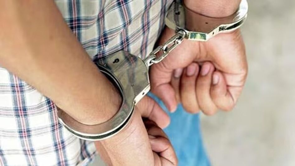 কিশোরদের কাজে লাগাচ্ছে পাক গুপ্তচর সংস্থা আইএসআই, পাঠানকোট থেকে ধৃত ১ কিশোরদের কাজে লাগাচ্ছে পাক গুপ্তচর সংস্থা আইএসআই, পাঠানকোট থেকে ধৃত ১