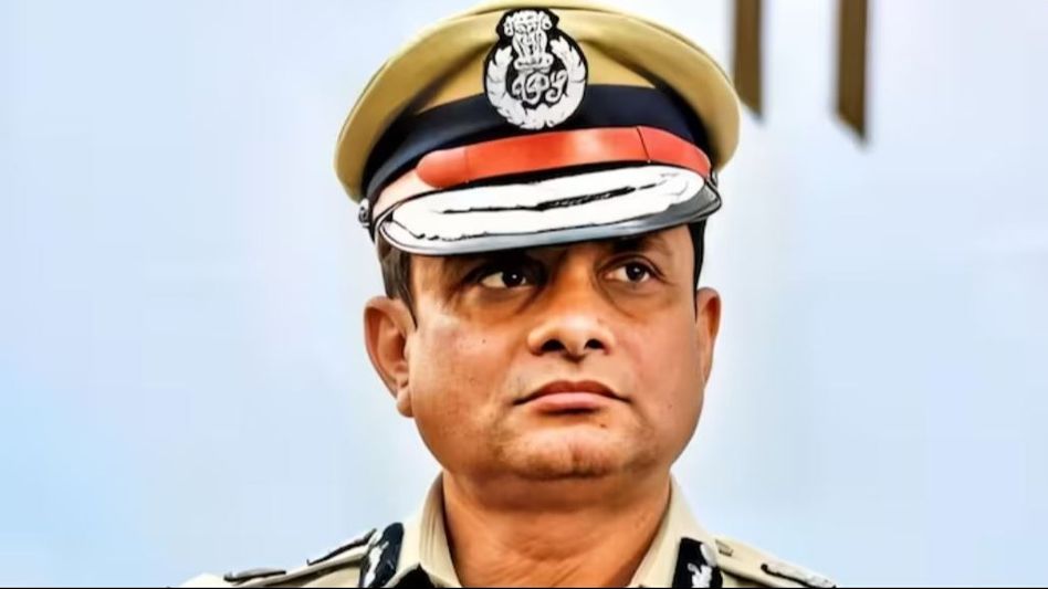 রাজীব কুমার তো রিটায়ার করছেন, এরপর DGP কে? চূড়ান্ত অচলাবস্থা রাজীব কুমার তো রিটায়ার করছেন, এরপর DGP কে? চূড়ান্ত অচলাবস্থা