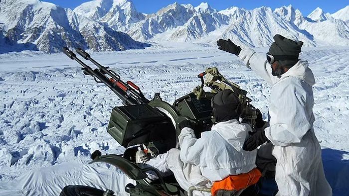 সিয়াচেনে মোতায়েন ভারতীয় জওয়ানরা