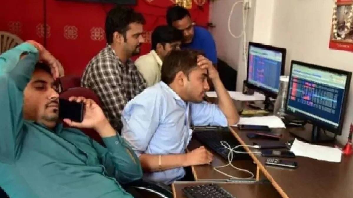 TATA-এর এই শেয়ারের দাম পড়ছে হু হু করে, বেচে দেবেন? বিশেষজ্ঞরা যা বলছেন