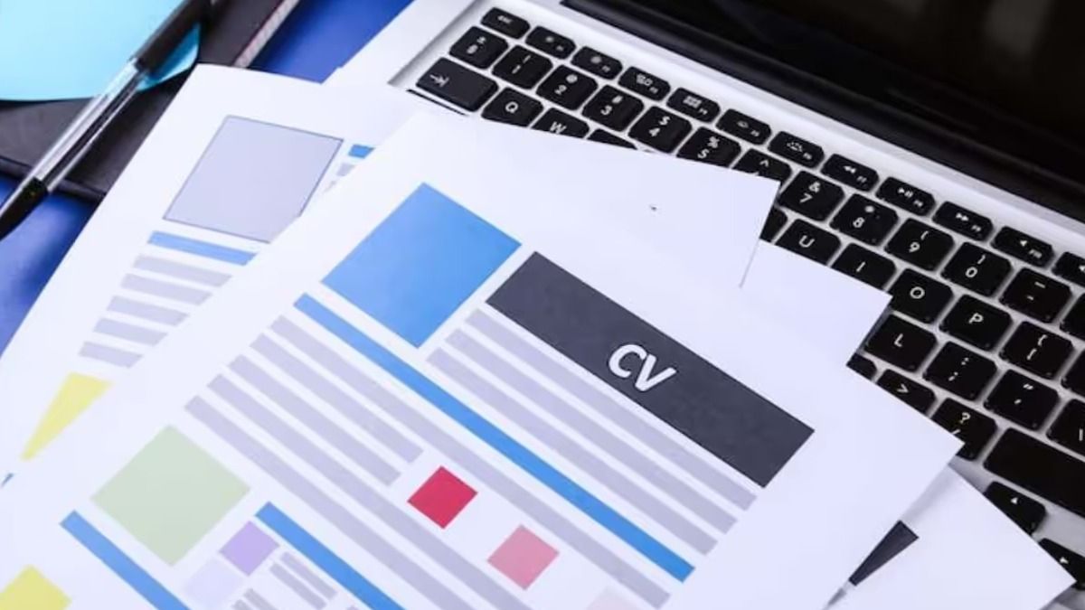 আপনার CV-তে এই চারটি ভুল নেই তো? আজই শুধরে নিন, চাকরি পাবেন হাতেনাতে