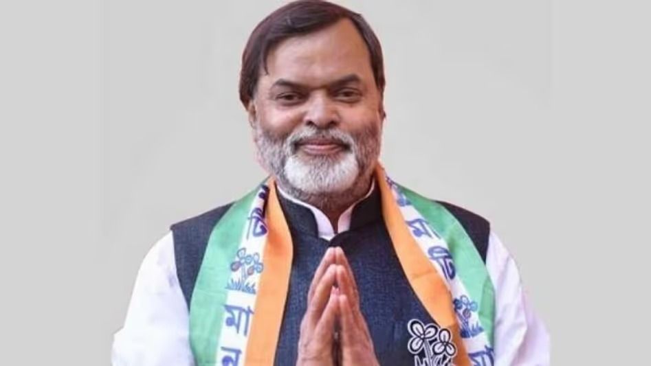 নথি ঠিক থাকা সত্ত্বেও তাঁকে কমিশনের হয়রানি করছে, অভিযোগ মন্ত্রী তাজমুলের