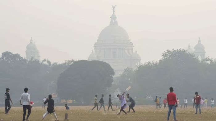 শেষ ইনিংসে টেস্ট মোডে ব্যাটিং শীতের