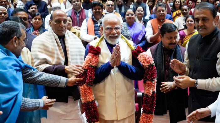 ট্রাম্প ফোনে প্রধানমন্ত্রী মোদীর সঙ্গে কথাও বলেছেন