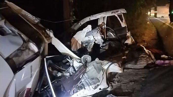 আলিপুরদুয়ারে নিয়ন্ত্রণ হারিয়ে গাছে ধাক্কা গাড়ির, ঘটনাস্থলেই ৩ জনের মৃত্যু