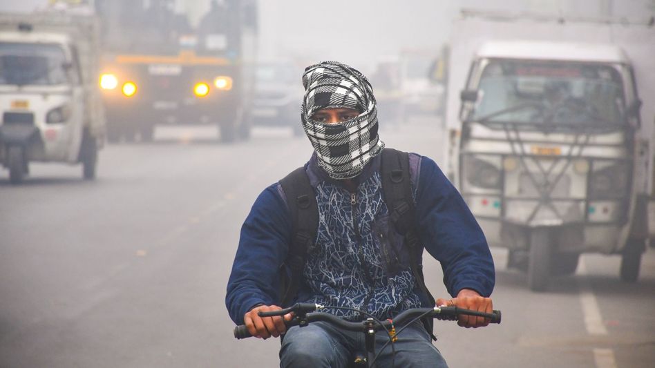 যাওয়ার আগে ফের চমক শীতের, কলকাতার পারদ নামবে ১৪ ডিগ্রিতে, কবে? যাওয়ার আগে ফের চমক শীতের, কলকাতার পারদ নামবে ১৪ ডিগ্রিতে, কবে?