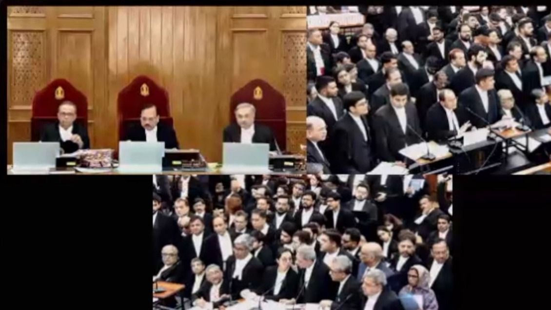 SIR-এ বাধা বরদাস্ত নয়, সতর্ক করলেন CJI, মমতার আইনজীবীকে ভর্ত্‍সনাও সুপ্রিম কোর্টে