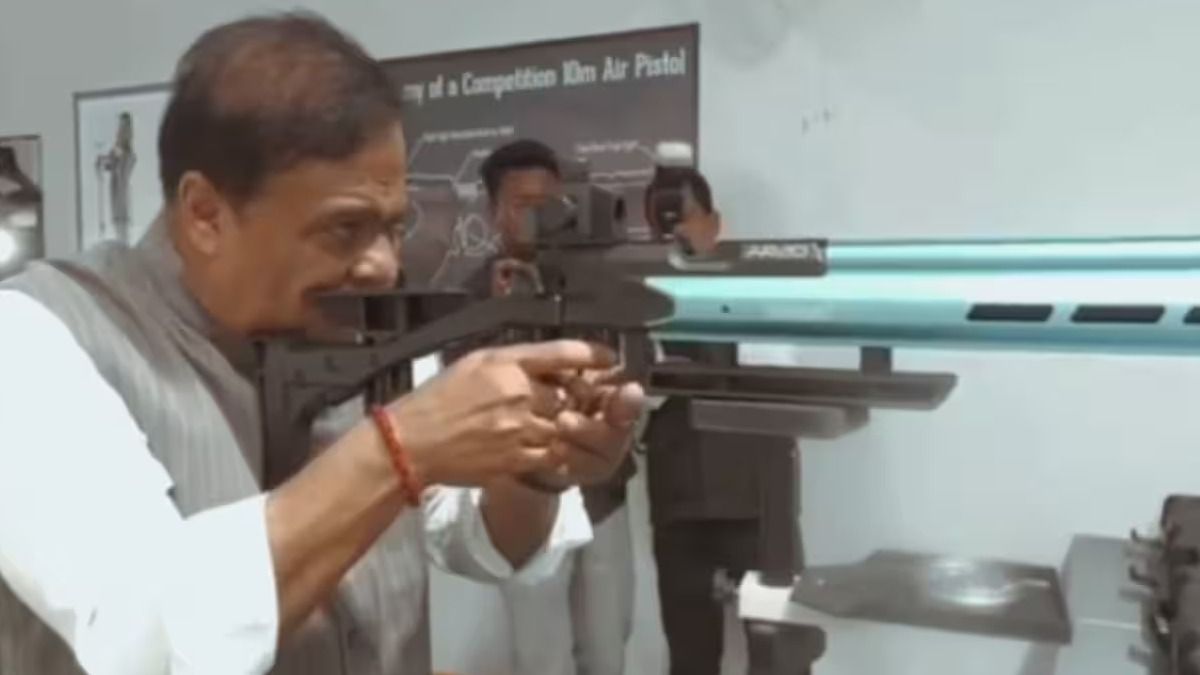 নির্বাচনী আবহে হিমন্ত বিশ্ব শর্মার শ্যুটিং ভিডিও ভাইরাল