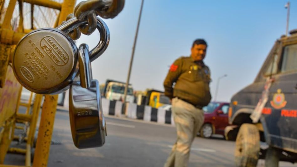 বৃহস্পতিবার ভারত বনধ, কী কী বন্ধ থাকতে পারে, বাংলায় কতটা প্রভাব? বৃহস্পতিবার ভারত বনধ, কী কী বন্ধ থাকতে পারে, বাংলায় কতটা প্রভাব?