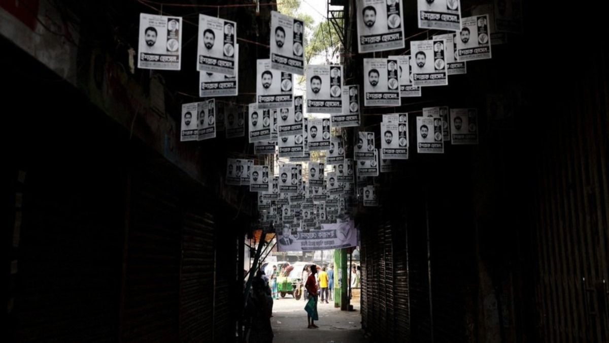 রেজাল্ট বেরোতেই বাংলাদেশে হিন্দুর বাড়িতে আগুন, কী পরিস্থিতি?