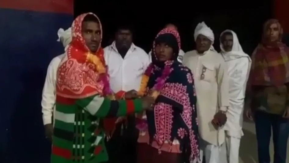 প্রেমদিবসে ভাইপোর সঙ্গে উদ্দাম..., হাতেনাতে ধরলেন স্বামী, তারপর...