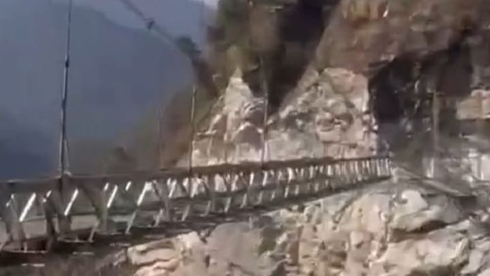 সিকিমে বিপর্যয়ে ধসে গিয়েছিল এই ব্রিজ, একবছর পর খুলছে, ট্যুরিস্টদের কী সুবিধা?