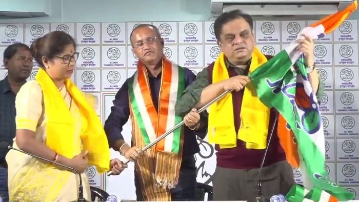 TMC-তে যোগ দিলেন বিজেপি বিধায়ক বিষ্ণুপ্রসাদ শর্মা