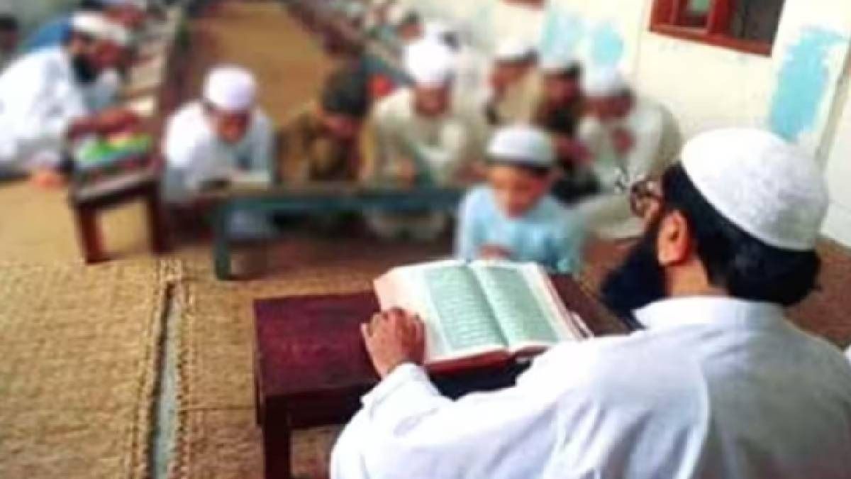 মসজিদ, মাদ্রাসা বাড়ছে পশ্চিমবঙ্গে