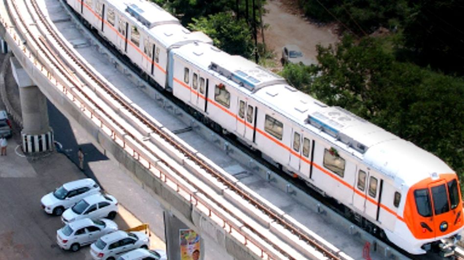 ভিক্টোরিয়া মেট্রোর কাজ কতদূর? কলকাতার একাধিক প্রকল্প খতিয়ে দেখলেন RVNL চেয়ারম্যান ভিক্টোরিয়া মেট্রোর কাজ কতদূর? কলকাতার একাধিক প্রকল্প খতিয়ে দেখলেন RVNL চেয়ারম্যান