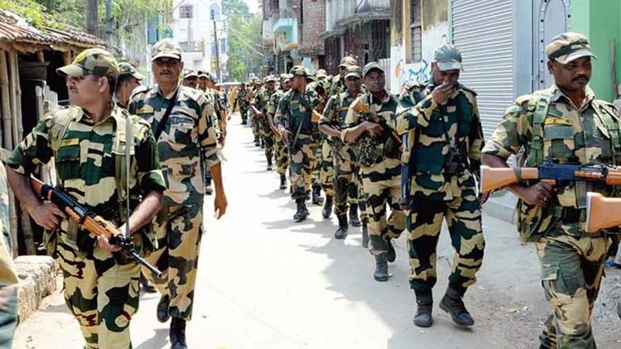 শুধু কেন্দ্রীয় বাহিনী নয়, প্রথম দফার ভোটের নিরাপত্তায় পুলিশও
