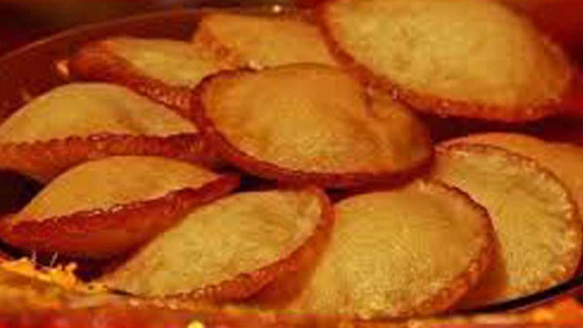 দোলে বাড়িতেই বানান ঘিয়ে ভাজা মালপোয়া, সঠিক পদ্ধতি শিখে নিন