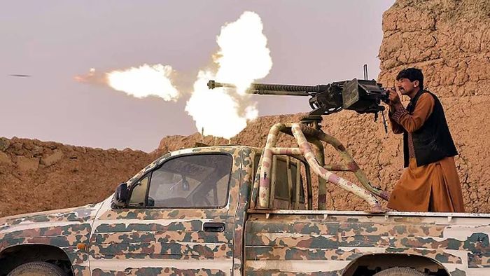 আফগানিস্তান নূর খান বিমানঘাঁটিতে হামলা