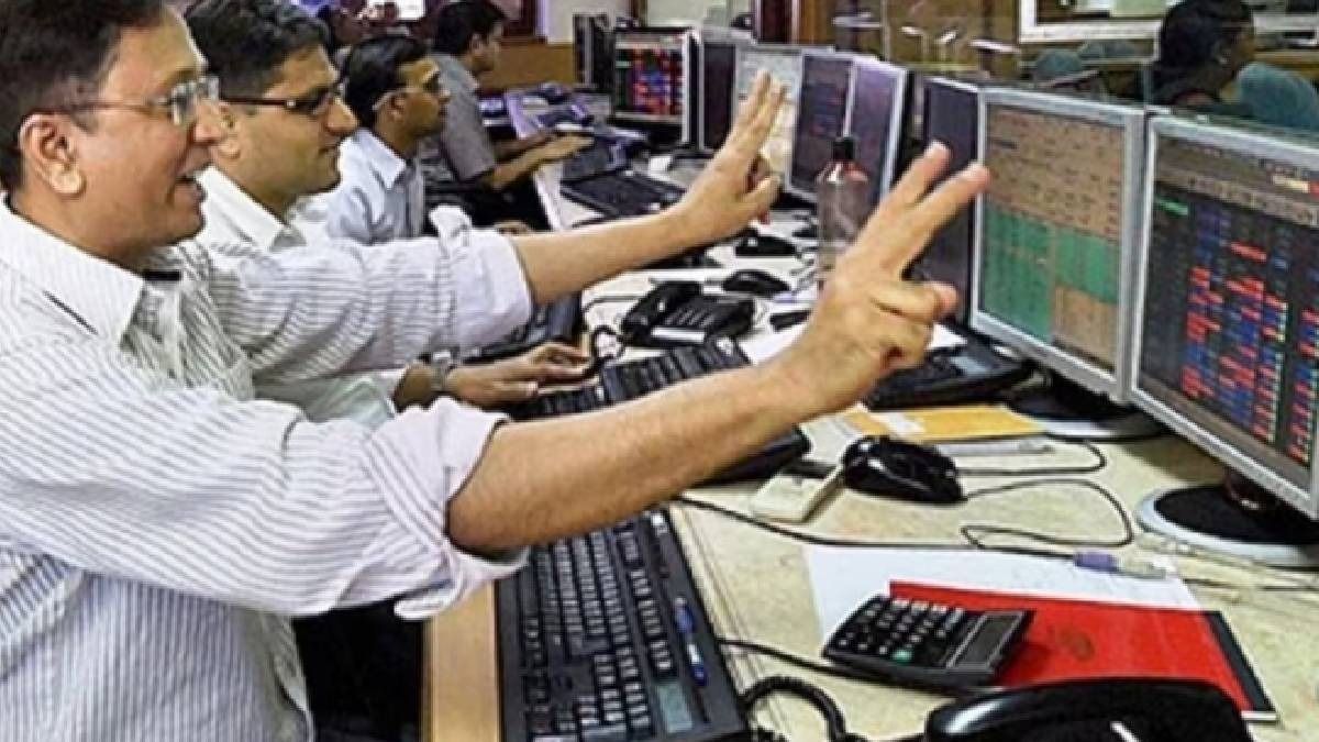 যুদ্ধের মধ্যেই ঘুরে দাঁড়াল শেয়ারবাজার, কোন কোন সেক্টর মালামাল করছে?