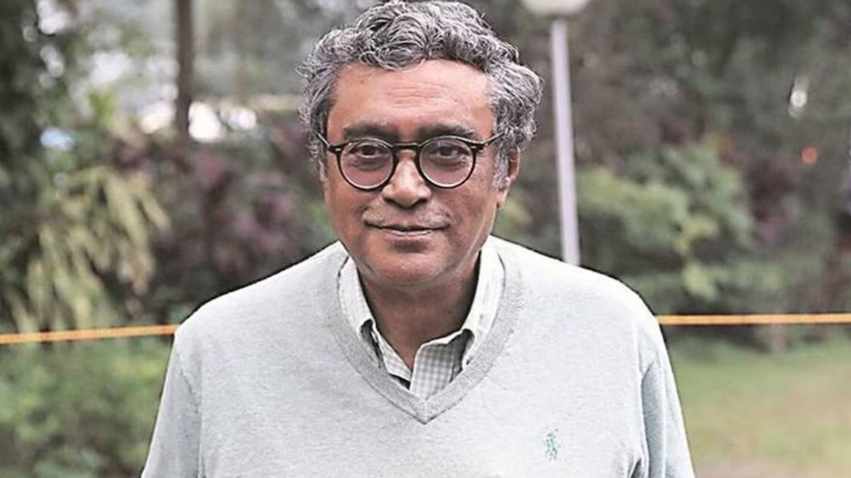 মমতার পাশের কেন্দ্রে দাঁড়িয়ে কী বলছেন BJP প্রার্থী?