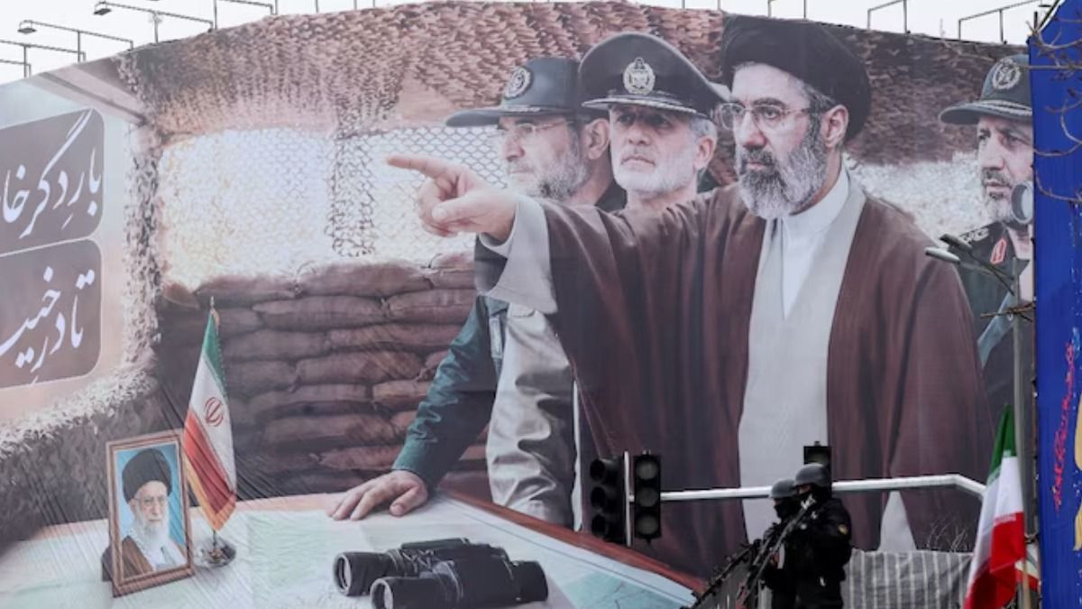 কয়েক সেকেন্ডের জন্য মৃত্যুকে ফাঁকি, বরাত জোরে যেভাবে বাঁচালেন মোজতবা?