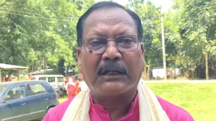 টিকিট না পেয়ে জলপাইগুড়ি জেলা চেয়ারম্যানের পদ ছাড়লেন ৪ বারের বিধায়ক