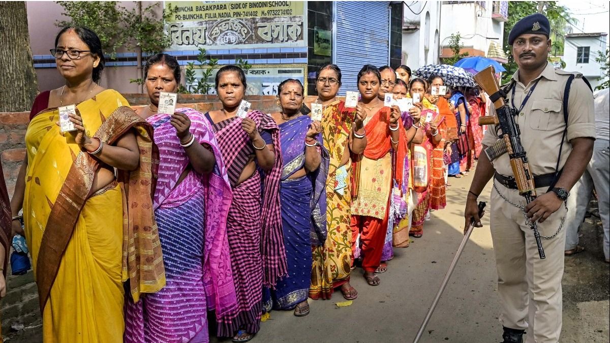 মহেশতলায় ২৯৭টির মধ্যে ২০০টি বুথই মহিলাদের হাতে, নজিরবিহীন উদ্যোগ কমিশনের, কেন? 
