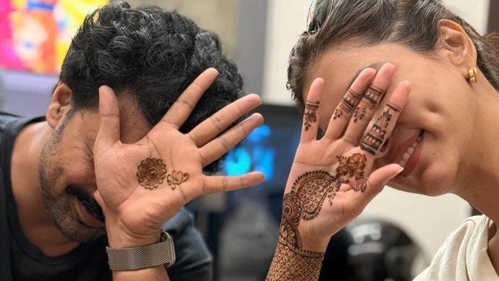 দেব- রুক্মিণী (ছবি: ইনস্টাগ্রাম)