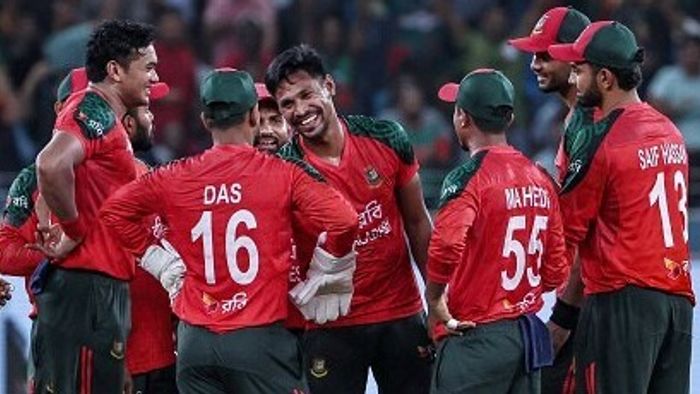 সীমান্ত উত্তেজনার প্রভাব! পিএসএল-এ খেলতে বাংলাদেশি খেলোয়াড়দের সরকারি অনুমোদন প্রয়োজন (ছবি: এএফপি)