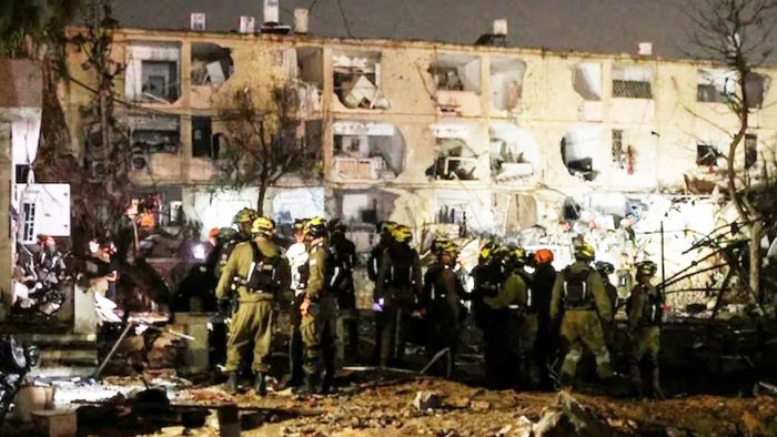 ইজরায়েলের পরমাণু কেন্দ্রে ইরানের হামলা